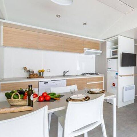 MOBILHOME 6 personnes - Mobil-home | Premium | 3 Ch. | 6 Pers. | Terrasse surélevée | TV