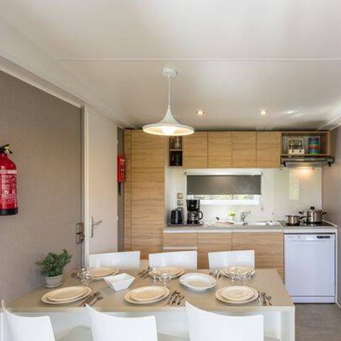 MOBILHOME 6 personnes - Mobil-home | Premium | 3 Ch. | 6 Pers. | Terrasse surélevée | TV