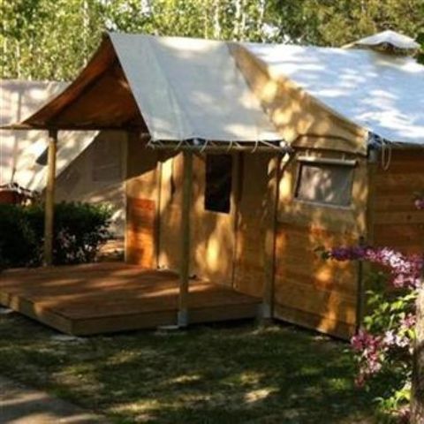 TENTE TOILE ET BOIS 6 personnes - Lodge URCHILO 6 personnes