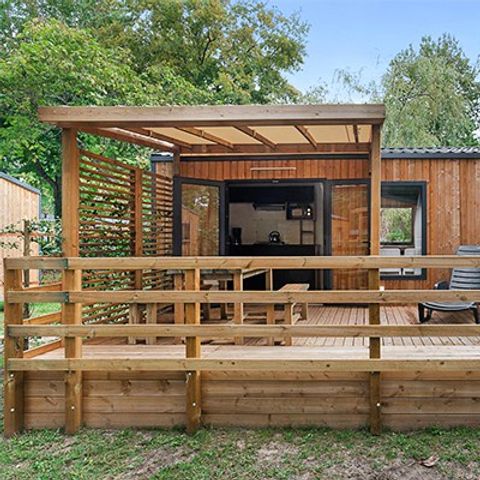 MOBILHOME 4 personnes - Ultimate | 2 Ch. | 4 Pers. | Terrasse surélevée | 2 SDB | Clim. | TV