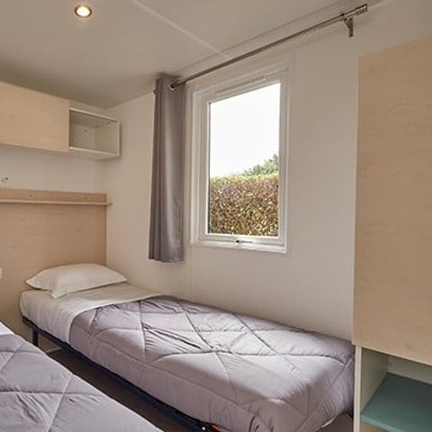 MOBILHOME 4 personnes - Ultimate | 2 Ch. | 4 Pers. | Terrasse surélevée | 2 SDB | Clim. | TV