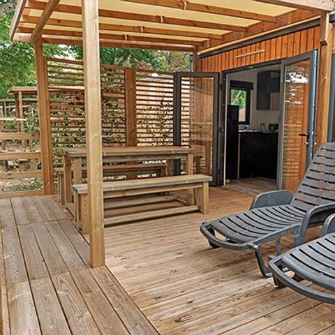 MOBILHOME 4 personnes - Ultimate | 2 Ch. | 4 Pers. | Terrasse surélevée | 2 SDB | Clim. | TV