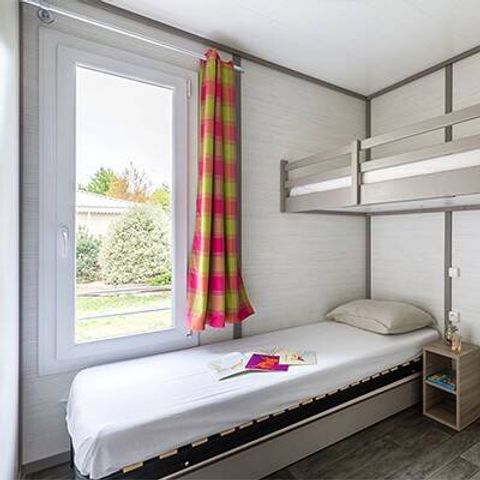 MOBILHOME 7 personnes - Chalet | Comfort XL | 3 Ch. | 5/7 Pers. | Terrasse surélevée | Clim. | TV