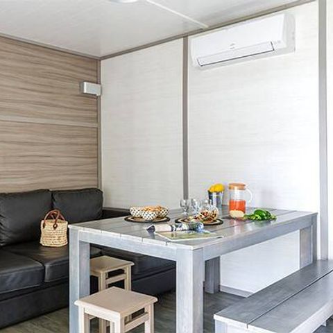MOBILHOME 7 personnes - Chalet | Comfort XL | 3 Ch. | 5/7 Pers. | Terrasse surélevée | Clim. | TV