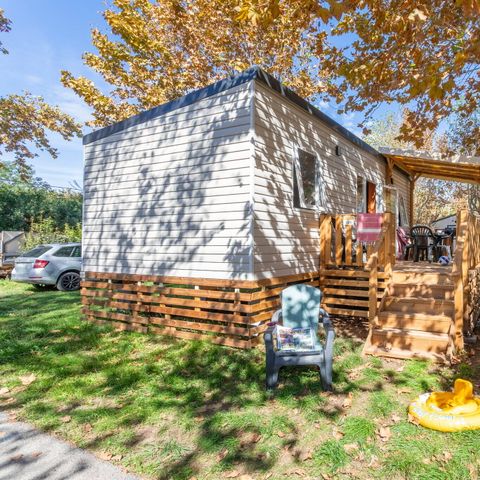 MOBILHOME 4 personnes - Mobil-home | Premium | 2 Ch. | 4 Pers. | Terrasse couverte | 1 SDB | Clim. | TV