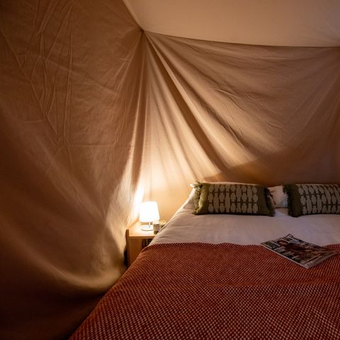 Tente en toile et en bois 5 personnes - Tente Maori.