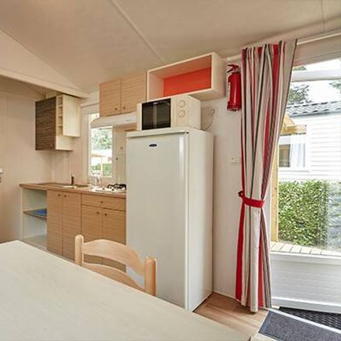 MOBILHOME 2 personnes - Mobil-home | Classic | 1 Ch. | 2 Pers. | Terrasse surélevée | 1 SDB | TV