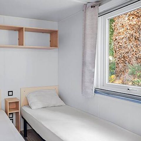 MOBILHOME 4 personnes - Mobil-home | Classic | 2 Ch. | 4 Pers. | Terrasse simple | Clim. | TV