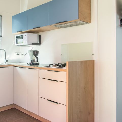 MOBILHOME 5 personnes - AUTHENTIQUE - TV - PLANCHA