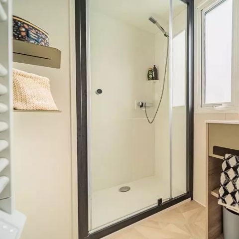 MOBILHOME 4 personnes - Loisirs 3 Pièces 4 Personnes + TV