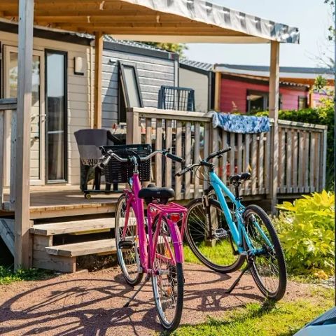 MOBILHOME 5 personnes - Authentique 3 Pièces 4/5 Personnes + TV