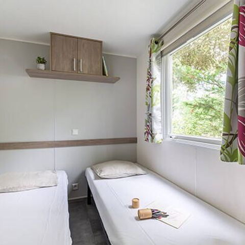 MOBILHOME 4 personnes - Mobil-home | Comfort | 2 Ch. | 4 Pers. | Terrasse surélevée non couverte | 1 SDB |