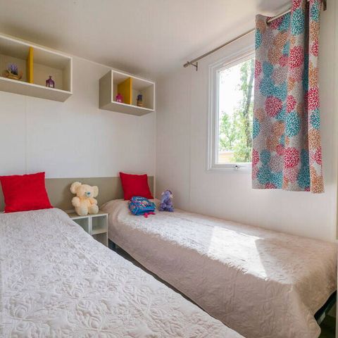 MOBILHOME 6 personnes - Mobil-home | Premium | 3 Ch. | 6 Pers. | Terrasse surélevée | 1 SDB | Clim. |