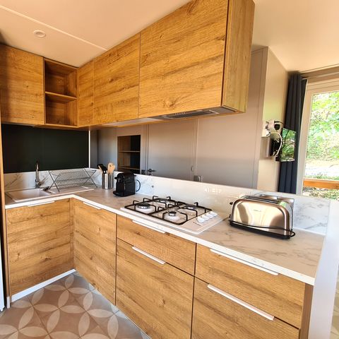 MOBILHOME 10 personnes - NEW 2024 Cottage Côté Jardin Jacuzzi (6/8P) PRESTIGE 3CH. 2SDB + TIPI 2 couchages