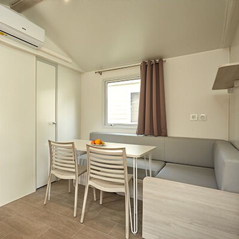 MOBILHOME 4 personnes - Mobil-home | Premium Azure | 2 Ch. | 4 Pers. | Terrasse surélevée | Clim. | TV