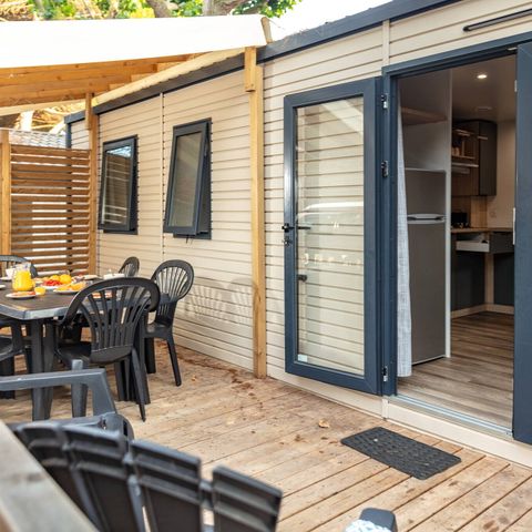 MOBILHOME 8 personnes - Mobil-home | Comfort | 4 Ch. | 8 Pers. | Terrasse surélevée | 2 SDB | Clim.