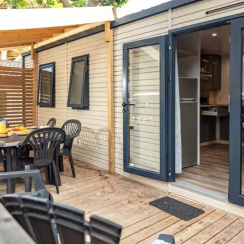MOBILHOME 8 personnes - Comfort | 4 Ch. | 8 Pers. | Terrasse surélevée | 2 SDB | Clim. | TV