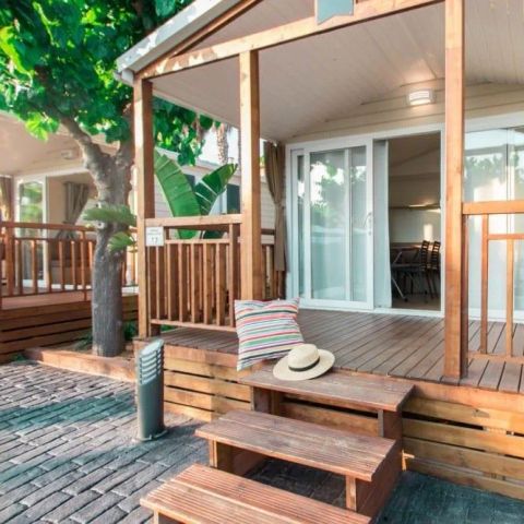 MOBILHOME 4 personnes - Loggia Confort 33m² - Bord de lac - Climatisation - TV