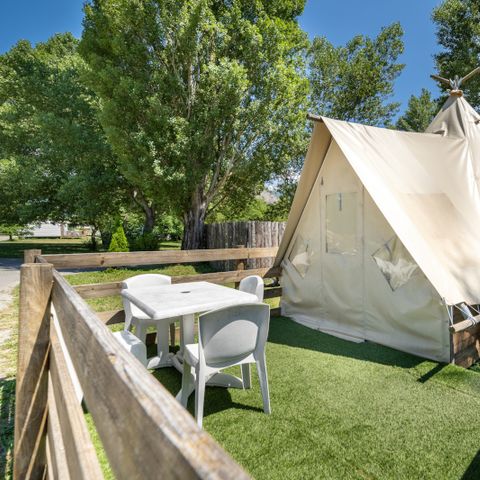 BUNGALOW 4 personnes - Tipi toilé 18m² - sans sanitaires