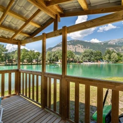MOBILHOME 4 personnes - Loggia Premium 33m² - Bord de lac - Climatisation - TV