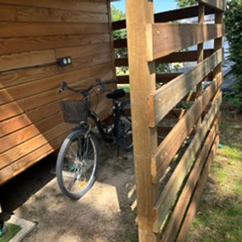 Tente en toile et en bois 2 personnes - Cabane vélo