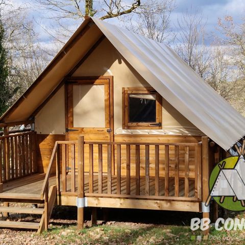 TENTE 4 personnes - Amazone - moins de 7 nuits (sanitaires communs du camping)