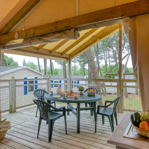 TENTE TOILE ET BOIS 4 personnes - INSOLITE CONFORT LODGE (sans sanitaires)
