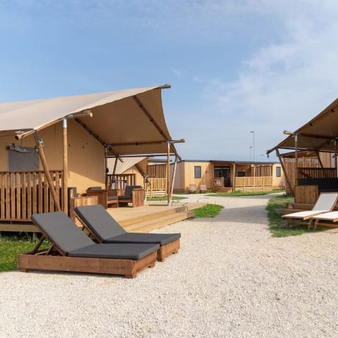 TENTE TOILE ET BOIS 5 personnes - SunLodge Taiga (ST5S)