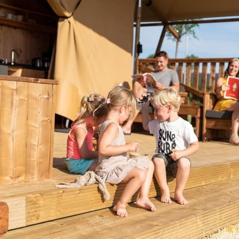 TENTE TOILE ET BOIS 5 personnes - SunLodge Taiga (ST5S)
