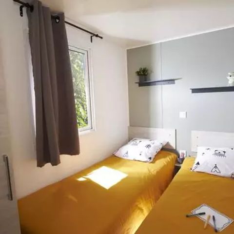 MOBILHOME 4 personnes - Premium | 2 Ch. | 4 Pers. | Terrasse surélevée | Clim.