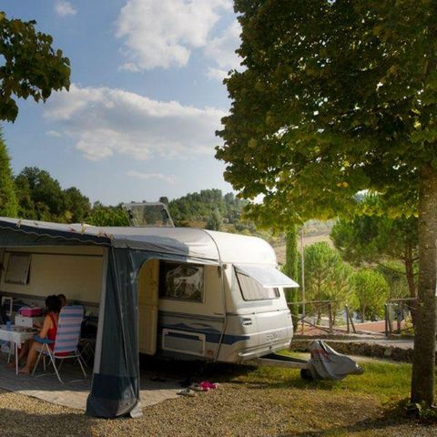 Emplacement - Grand Emplacement - 60m² - Voiture