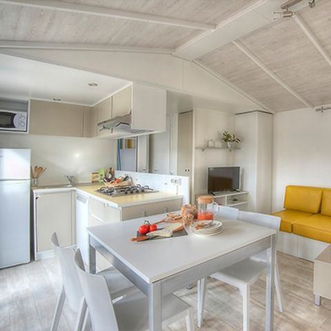 MOBILHOME 6 personnes - Ultimate | 3 Ch. | 6 Pers. | Terrasse Couverte | Jacuzzi | 2 SDB | Clim. | TV