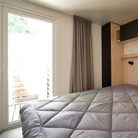 MOBILHOME 6 personnes - Mobil-home | Premium Exclusive | 3 Ch. | 6 Pers. | Terrasse surélevée | Douche tropicale | Clim. | TV