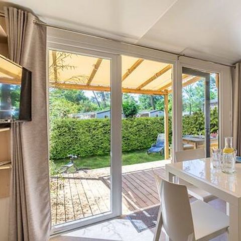 MOBILHOME 6 personnes - Mobil-home | Premium Exclusive | 3 Ch. | 6 Pers. | Terrasse surélevée | Douche tropicale | Clim. | TV