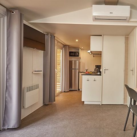 MOBILHOME 4 personnes - Ultimate | 2 Ch. | 4 Pers. | Terrasse surélevée | Clim. | TV
