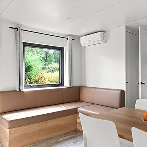 MOBILHOME 4 personnes - Premium | 2 Ch. | 4 Pers. | Terrasse surélevée | Clim. | TV