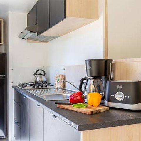 MOBILHOME 6 personnes - Mobil-home | Premium Exclusive | 3 Ch. | 6 Pers. | Terrasse surélevée | Douche tropicale | Clim. | TV
