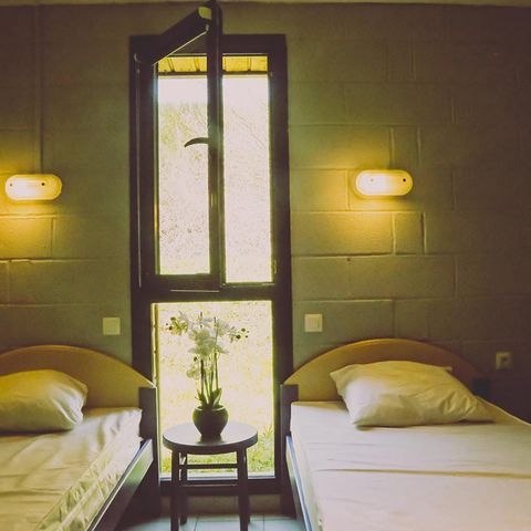 GÎTE 19 personnes - 5 chambres