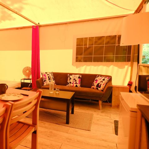 BUNGALOW TOILÉ 4 personnes - des bois