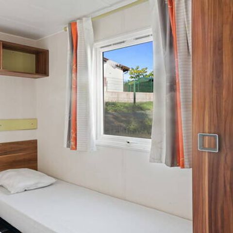 MOBILHOME 4 personnes - Mobil-home | Classic | 2 Ch. | 4 Pers. | Terrasse surélevée non couverte | TV