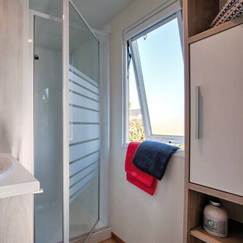MOBILHOME 4 personnes - Comfort | 2 Ch. | 4 Pers. | Terrasse surélevée non couverte | TV