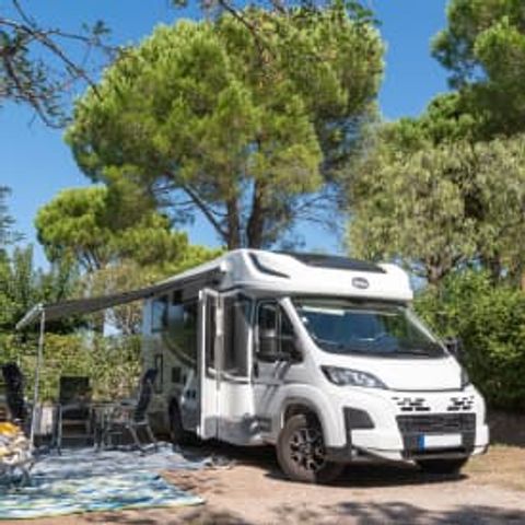 Emplacement - Camping-Car **