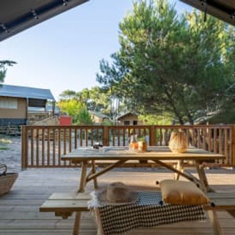 Tente en toile et en bois 4 personnes - Tente Outstanding 4p 2ch ***