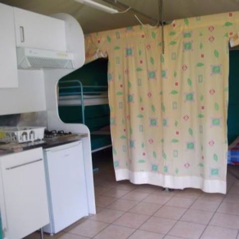 Bungalow toilé 5 personnes - PAGAN