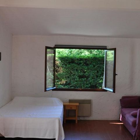 GÎTE 4 personnes - LE PUITS avec jardin privé