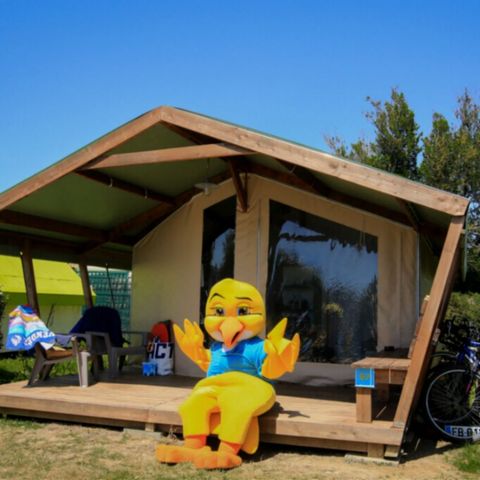 Tente en toile et en bois 5 personnes - LODGE SAHARI avec sanitaire privatif