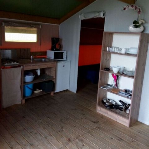 Tente en toile et en bois 5 personnes - LODGE SAHARI avec sanitaire privatif