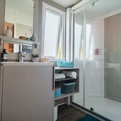 MOBILHOME 6 personnes - Trio Premium 4 Pièces 6 Personnes Jacuzzi + Climatisé + TV