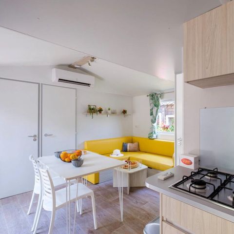 MOBILHOME 6 personnes - Comfort XL | 2 Ch. | 4/6 Pers. | Terrasse surélevée | Clim. | TV