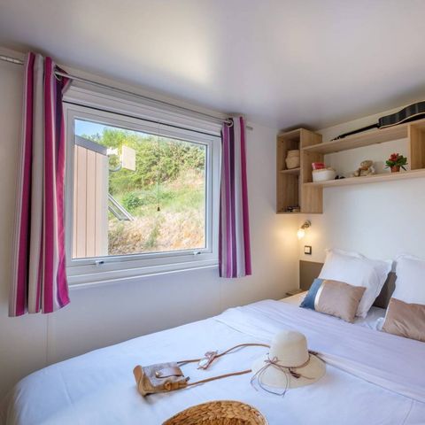 MOBILHOME 4 personnes - Comfort | 2 Ch. | 4 Pers. | Terrasse surélevée | 2 SDB | Clim. | TV